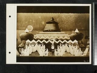 Go to image 32.