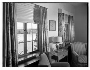 Go to image 27.