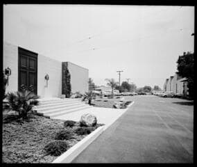 Go to image 3.