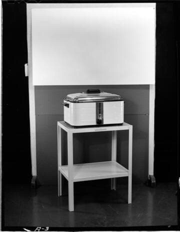 General Electric roaster and stand