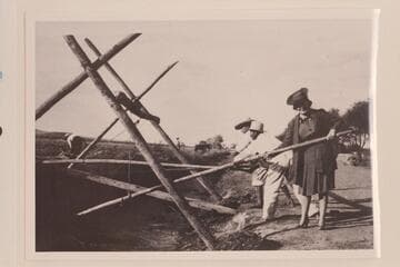 Thursa Winona Arnold Aleson. Assists in irrigating near Taxco, Mexico. Mrs. Aleson had no interest in the river